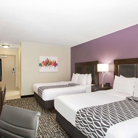 Hotel La Quinta By Wyndham Blue Springs Exteriér fotografie