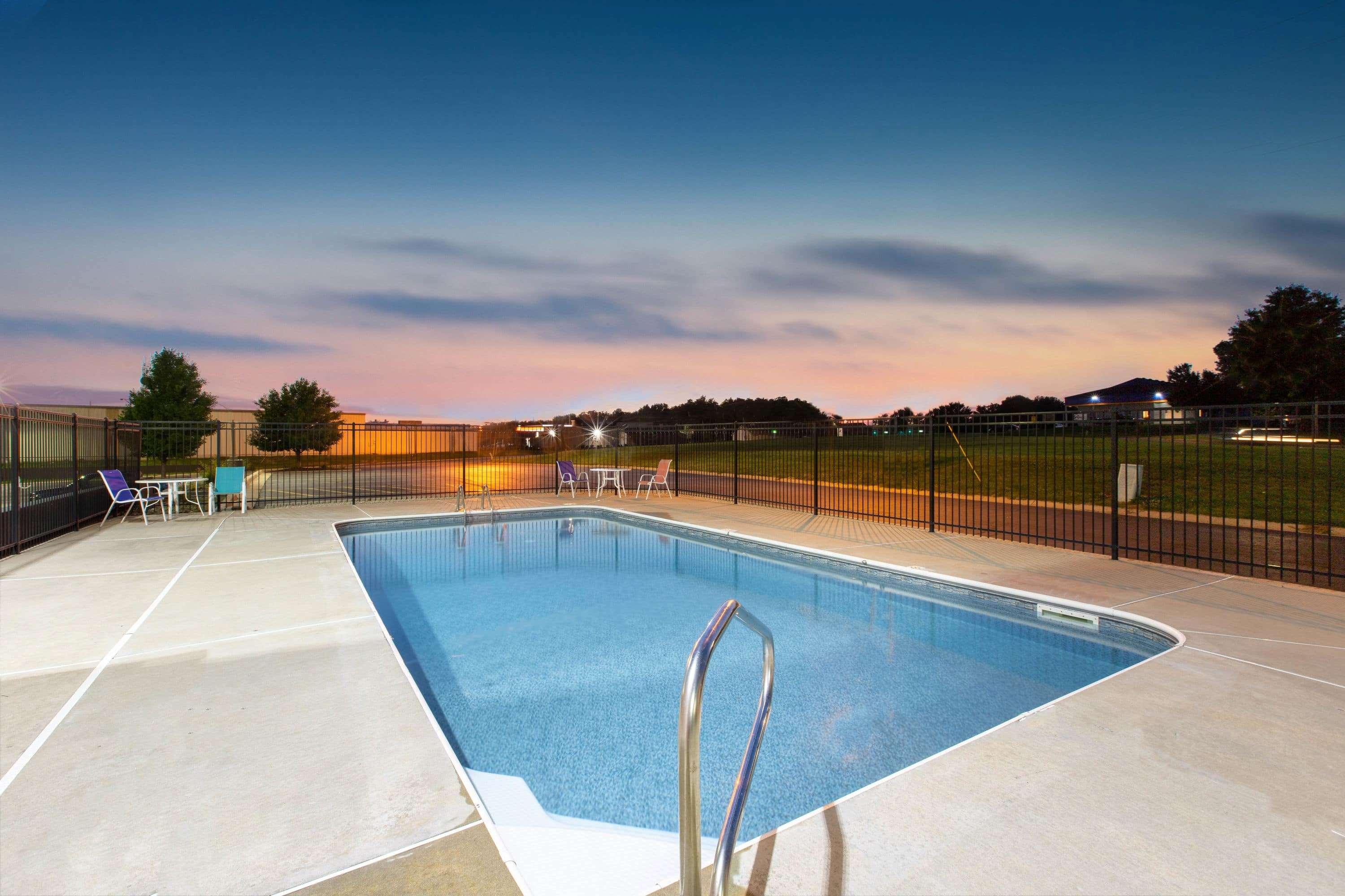 Hotel La Quinta By Wyndham Blue Springs Exteriér fotografie